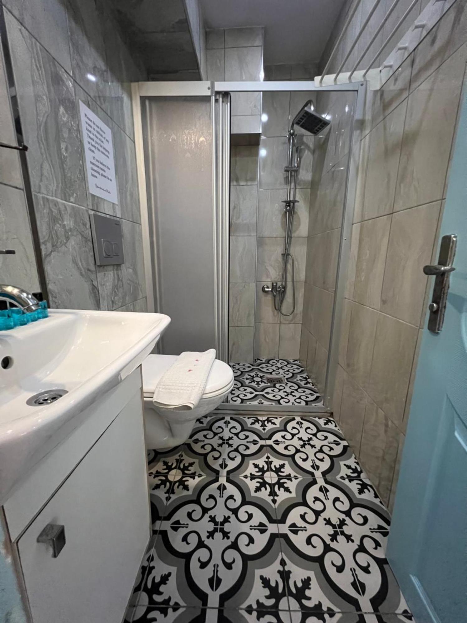 Rodin Hostel Стамбул Экстерьер фото